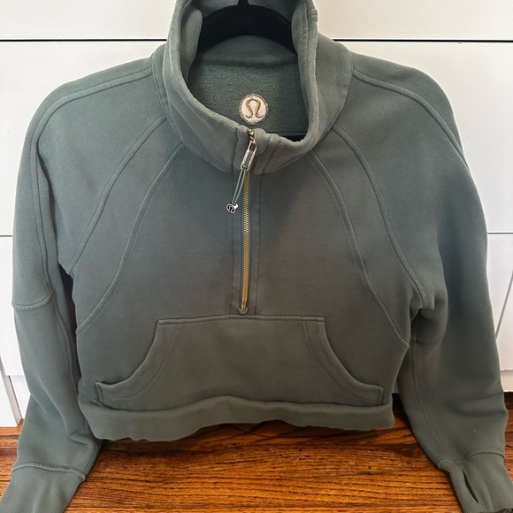 lululemon athletica Green Cropped Scuba- XS/S - Picture 1 of 1